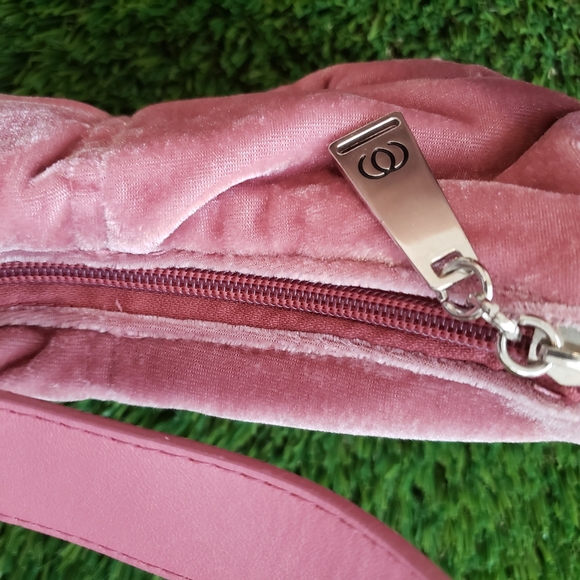 Vintage Velvet Small Purse- Leather Side Detailing - Picture 4 of 11